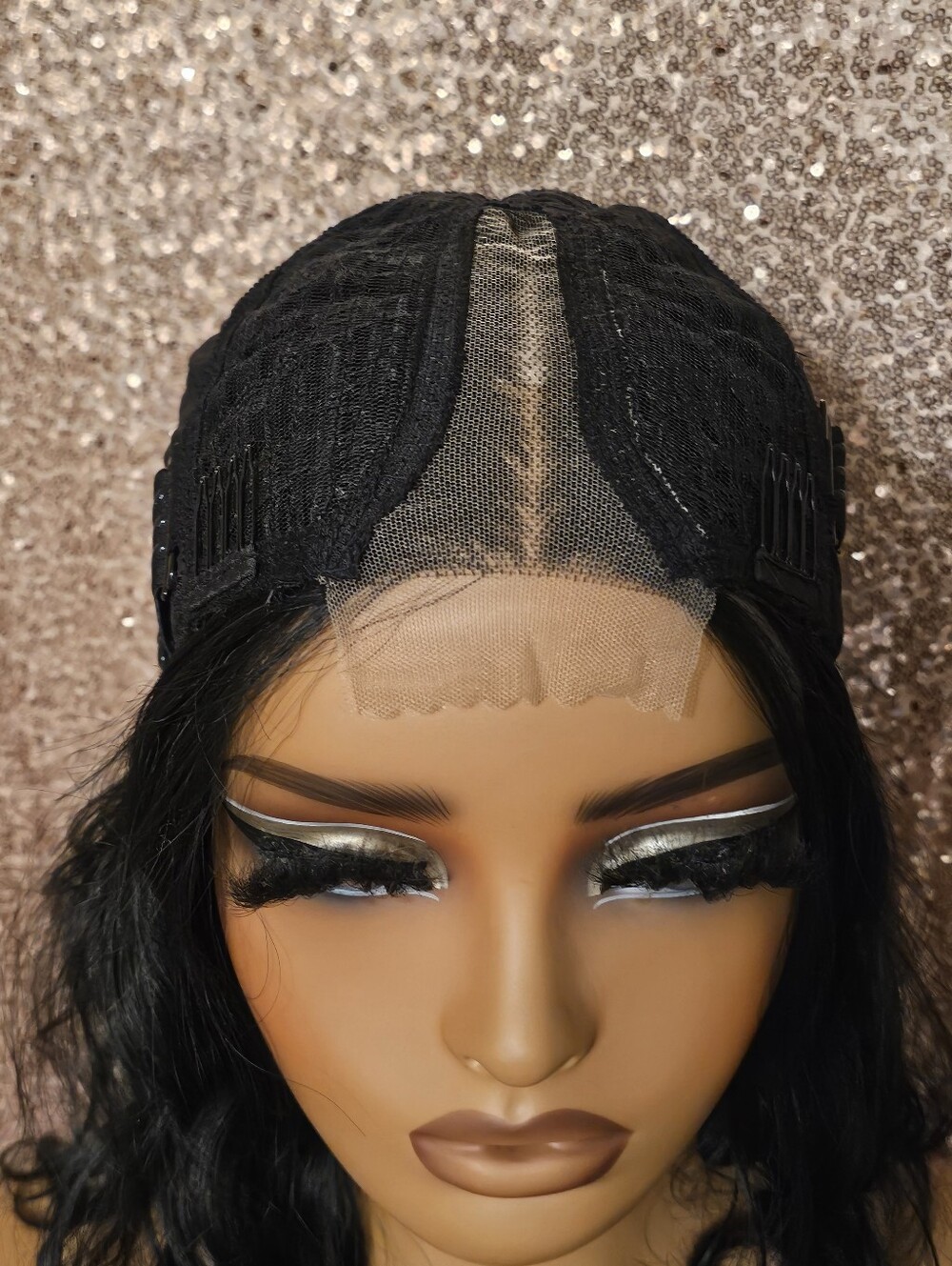 Wig - Picture 4 of 6